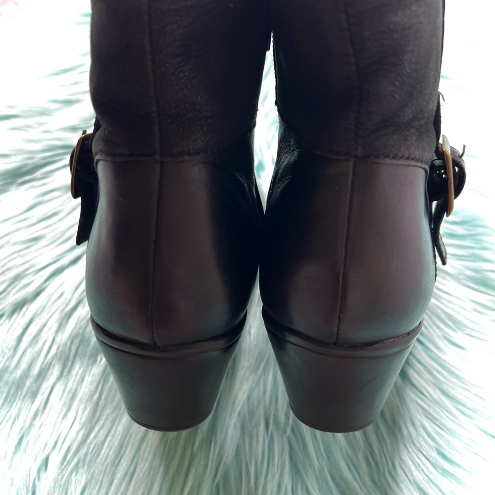 Clarks Black Soft LEATHER Classic Buckle Zip Up Ankle Booties Women’s 6.5 - Picture 6 of 9